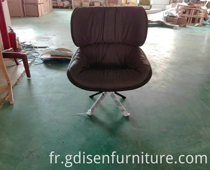 Design moderne confortable salon tabano chaise pivotante en cuir en cuir